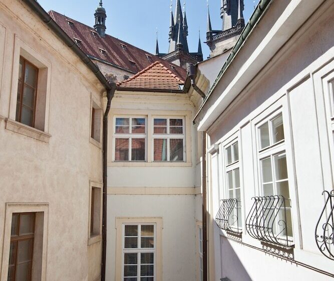 Cathedral Prague Apartments
