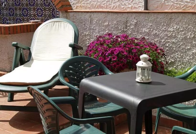 Granada Old Town Hostel