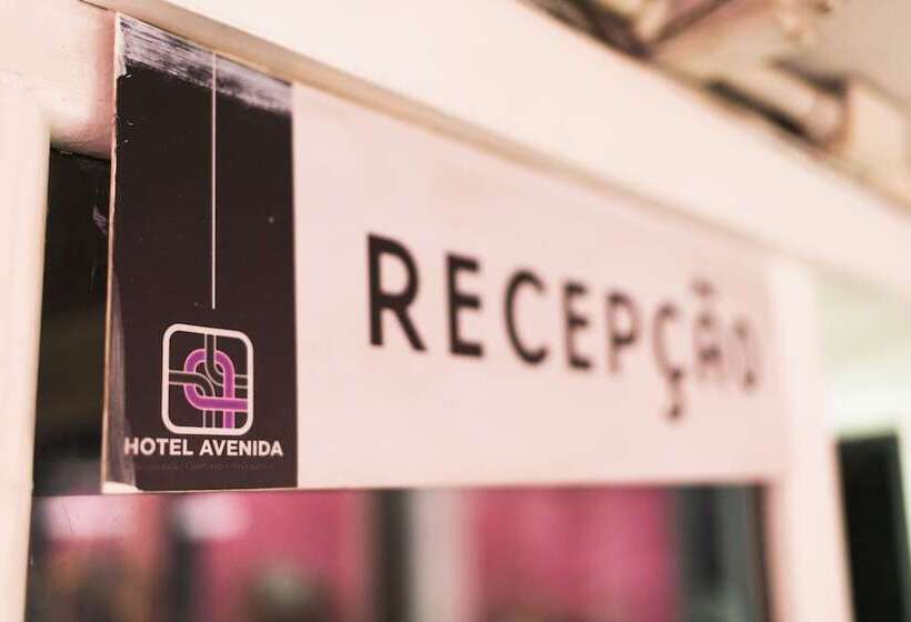 ホテル Avenida