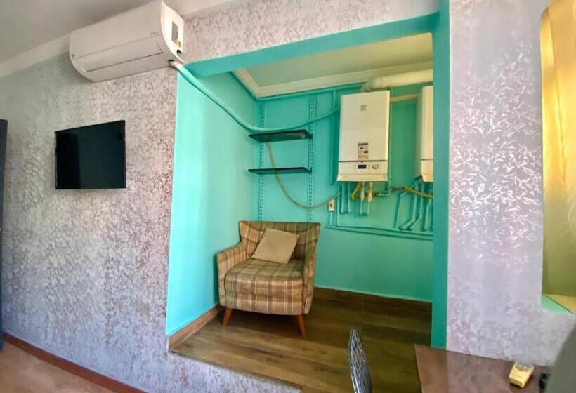 בית מלון כפרי Pera Suites & Studios