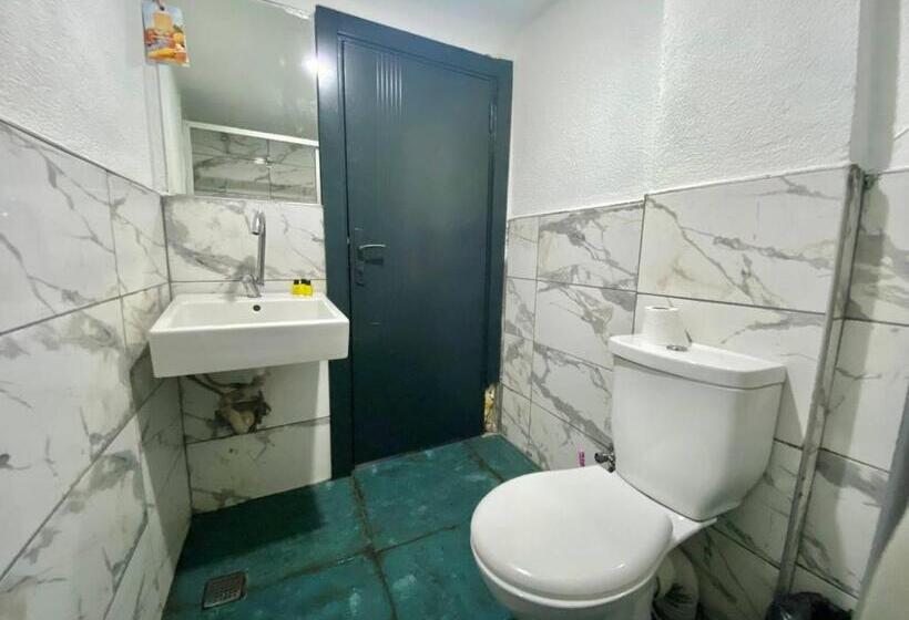 בית מלון כפרי Pera Suites & Studios