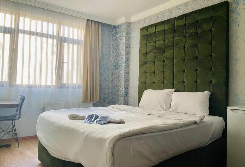 בית מלון כפרי Pera Suites & Studios