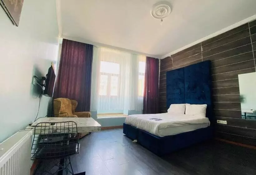 Hotel Pera Suites & Studios