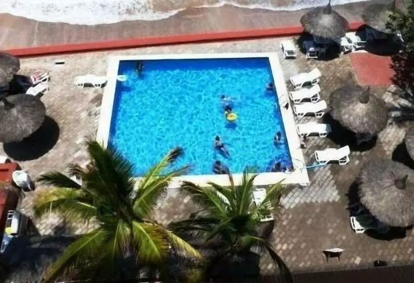 هتل Condo Isla Del Sol