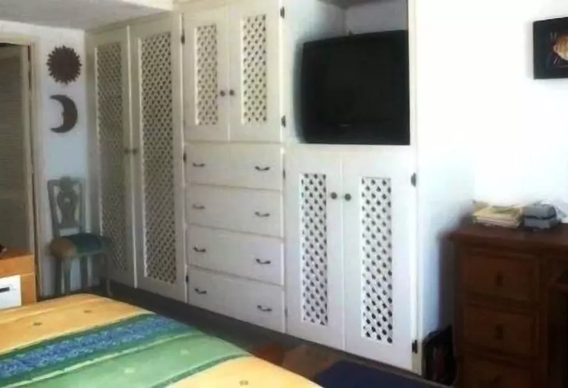 هتل Condo Isla Del Sol