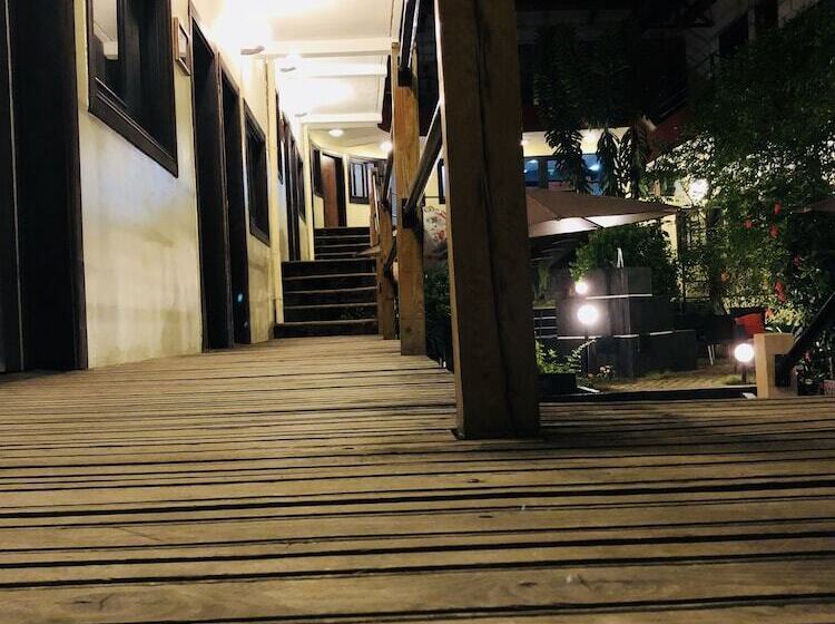 هتل Détente Hôtel