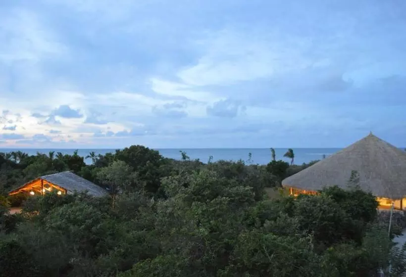 ホテル Giman Free Beach Resort