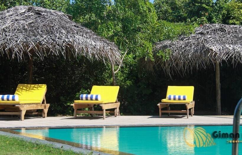 ホテル Giman Free Beach Resort