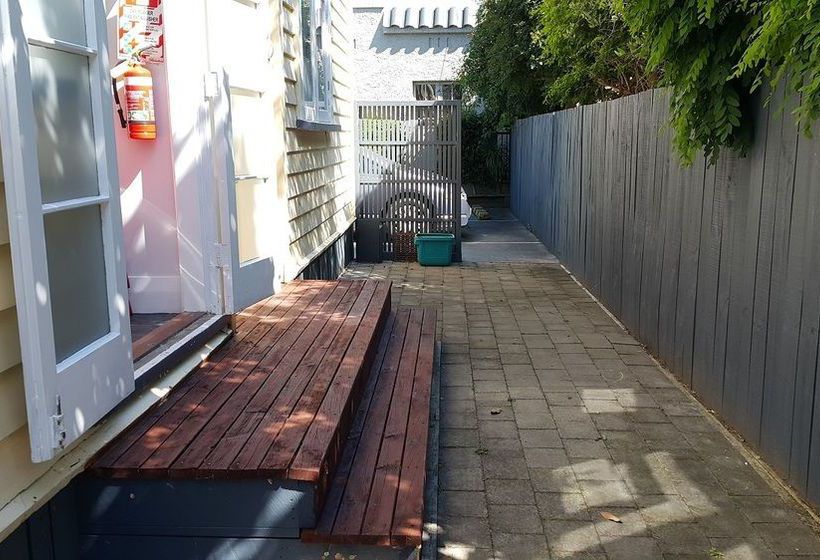 בית מלון כפרי Holiday Homes On Grey St