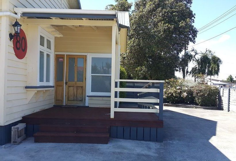 בית מלון כפרי Holiday Homes On Grey St