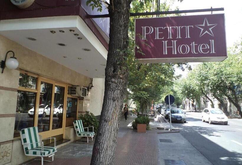 בית מלון כפרי Petit