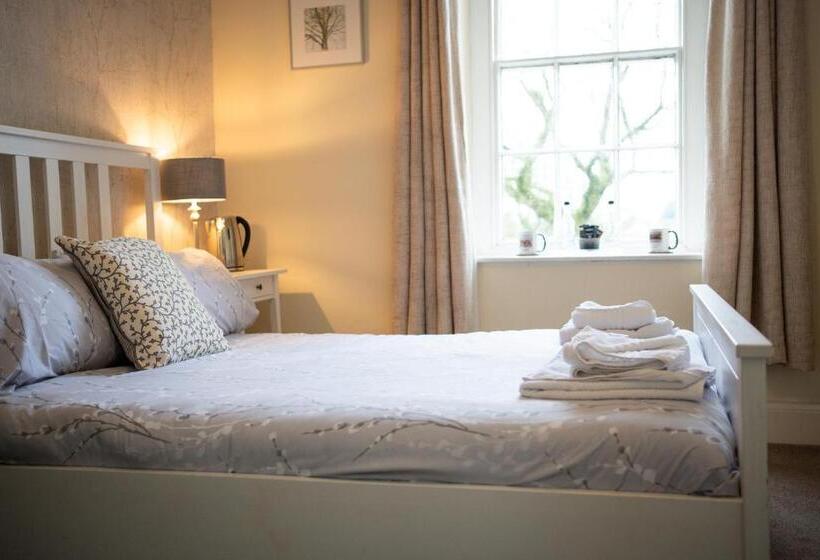 בית מלון כפרי The Shepherds Inn