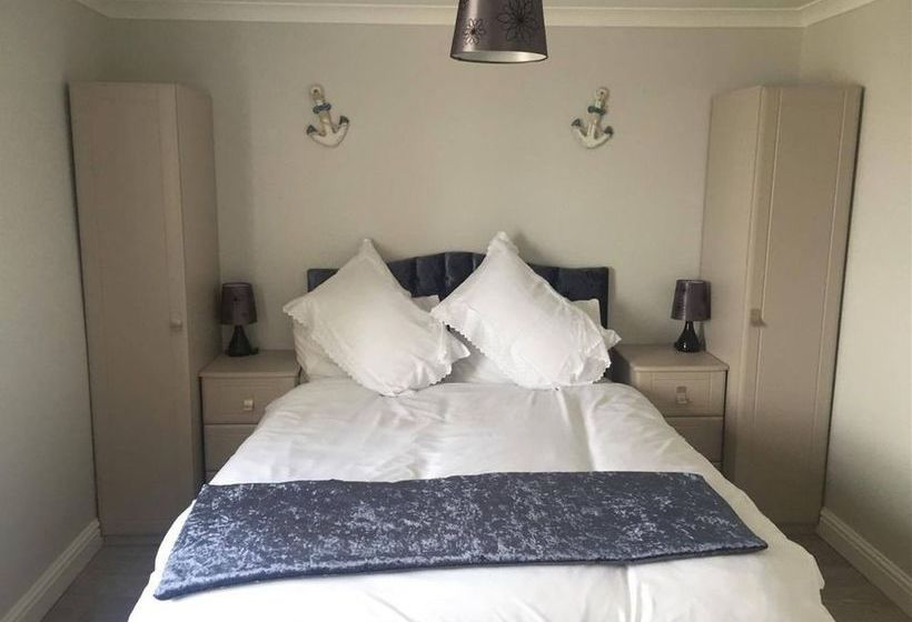 בית מלון כפרי The Smugglers Inn