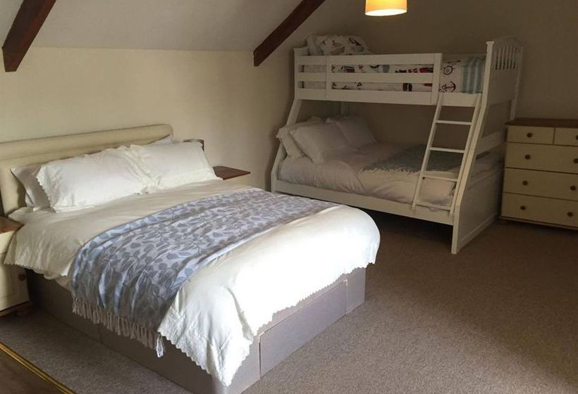 בית מלון כפרי The Smugglers Inn