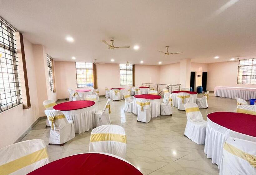 فندق Victory Grand Attibele