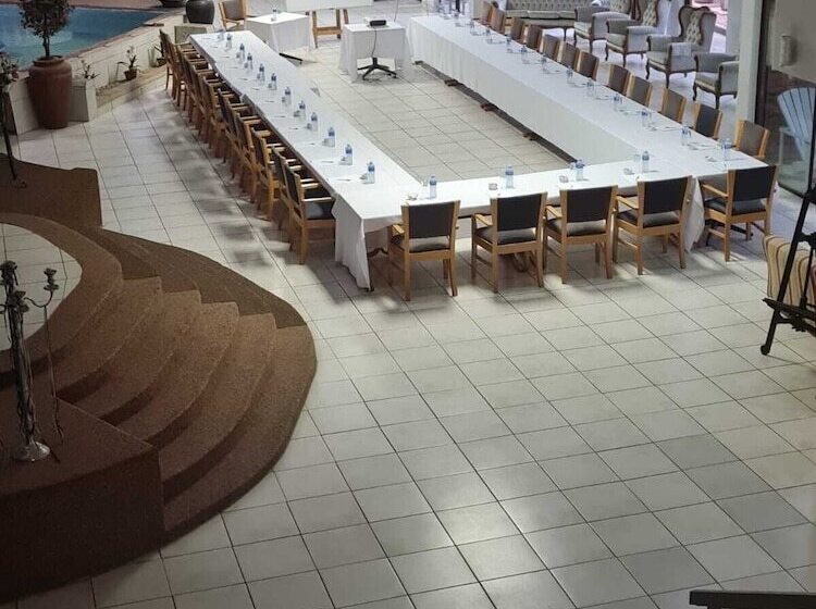 بنسيون Pretoria North Lodge