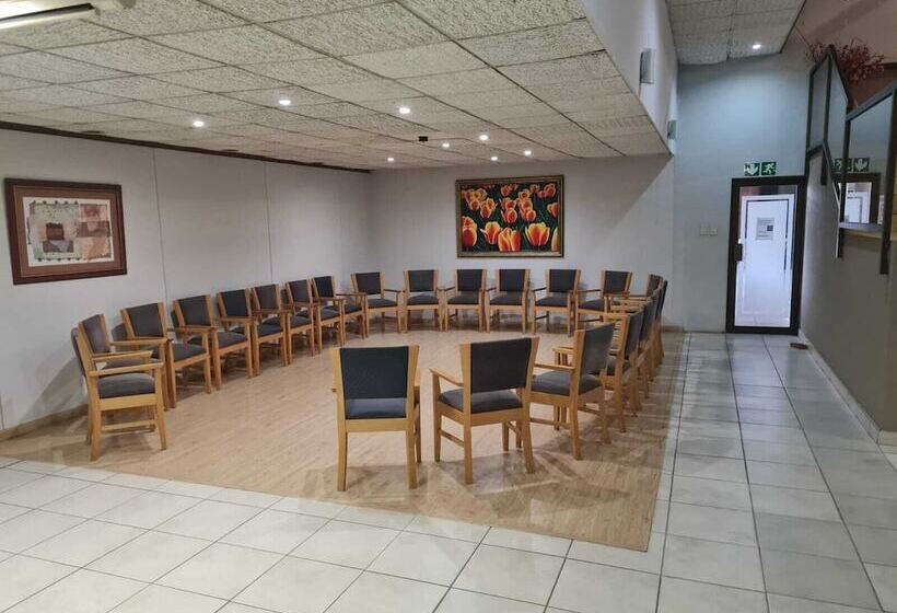 بنسيون Pretoria North Lodge