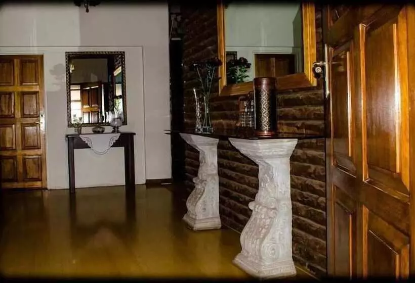 Majatalo Pretoria North Lodge