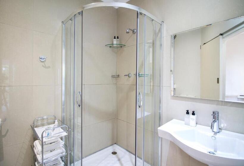 פנסיון South Villa Guesthouse&garden