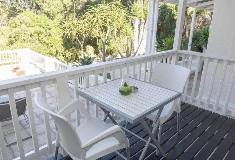 פנסיון South Villa Guesthouse&garden