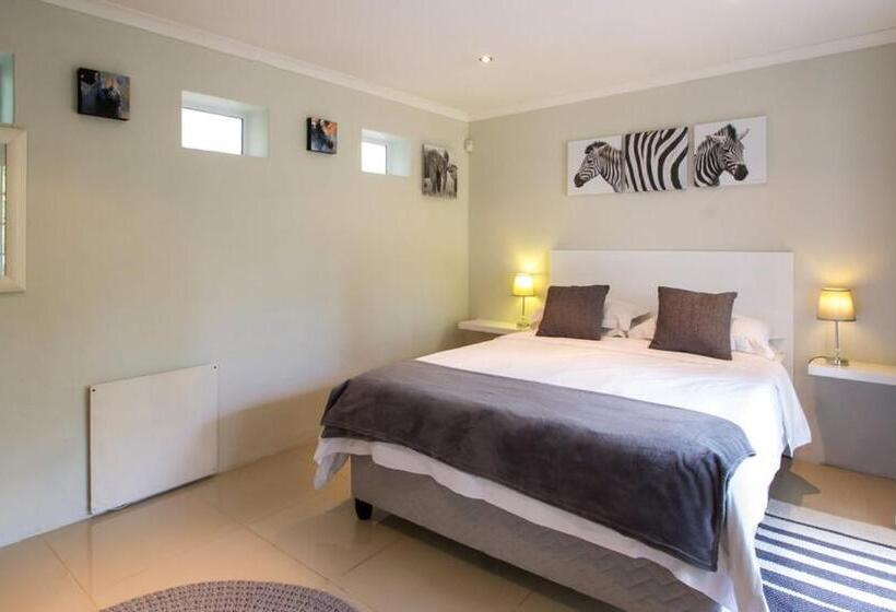 פנסיון South Villa Guesthouse&garden