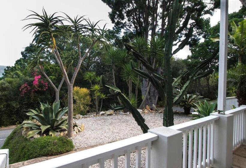 פנסיון South Villa Guesthouse&garden