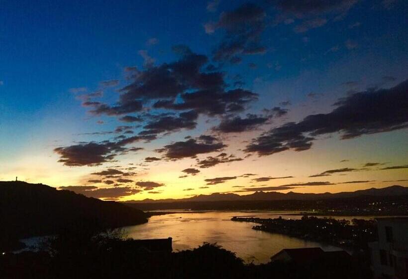 פנסיון South Villa Guesthouse&garden