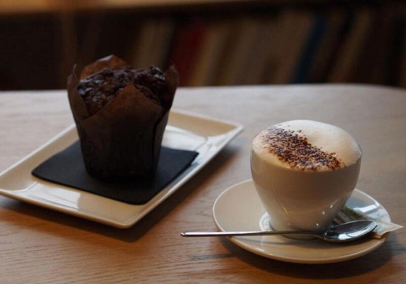 هاستل The People Paris Belleville