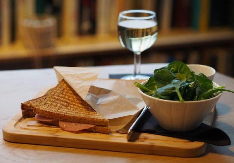 هاستل The People Paris Belleville