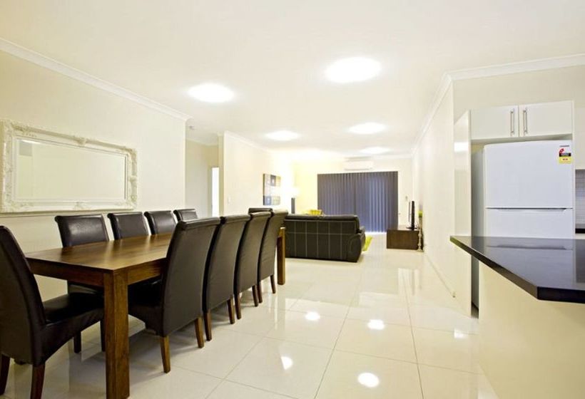 Astina Serviced Apartments Central