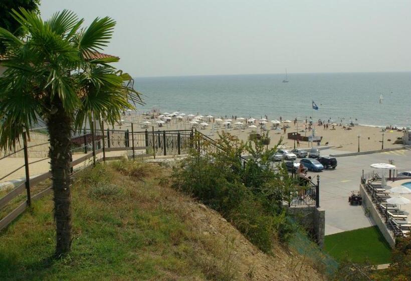 Diamond Apart Complex