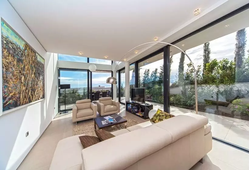 Golden Rays Luxury Apartments