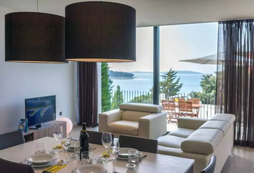 Golden Rays Luxury Apartments