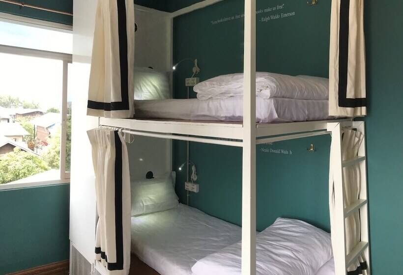 هتل Baobabed Hostel Nyaung Shwe