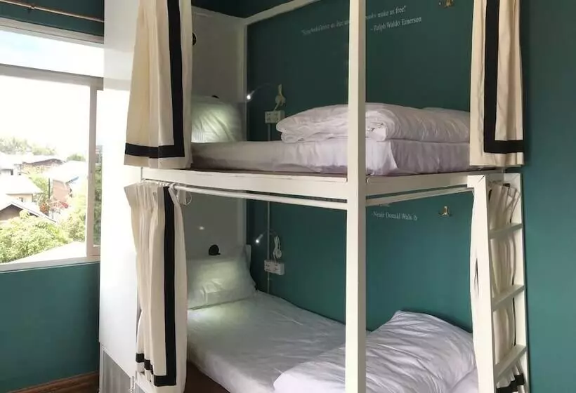 هتل Baobabed Hostel Nyaung Shwe
