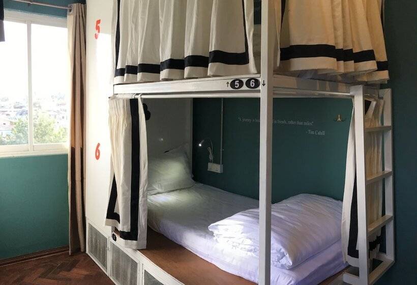 هتل Baobabed Hostel Nyaung Shwe