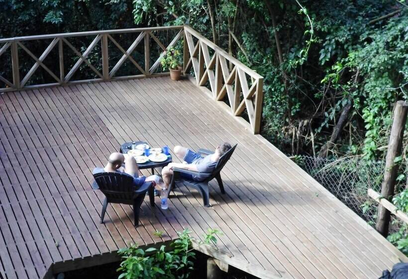 Отель Cabañas De La Costanera