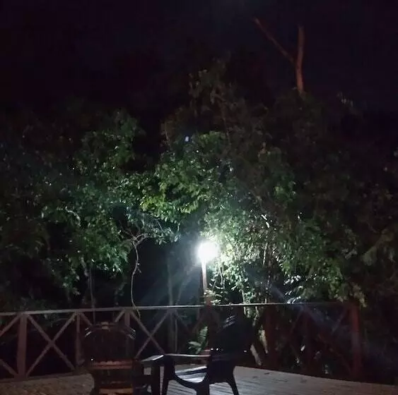 ホテル Cabañas De La Costanera