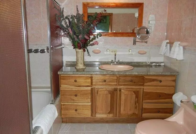 هتل Casa Gabriela