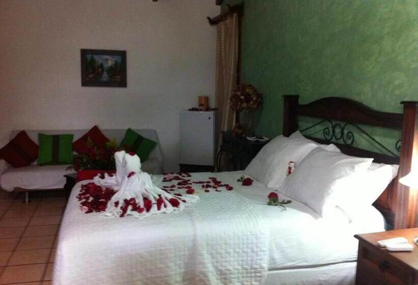 هتل Casa Gabriela