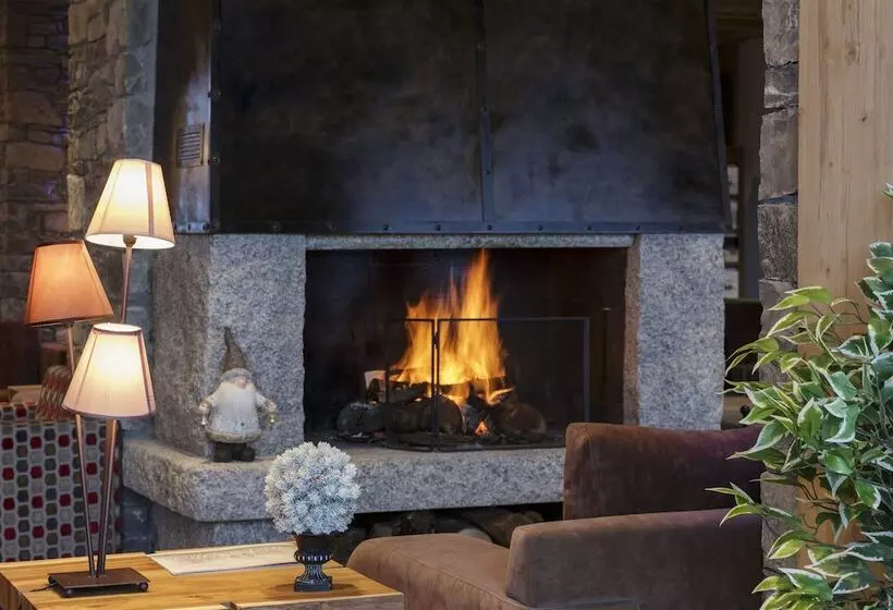 ホテル Cgh Résidence Boutique La Grange Aux Fées