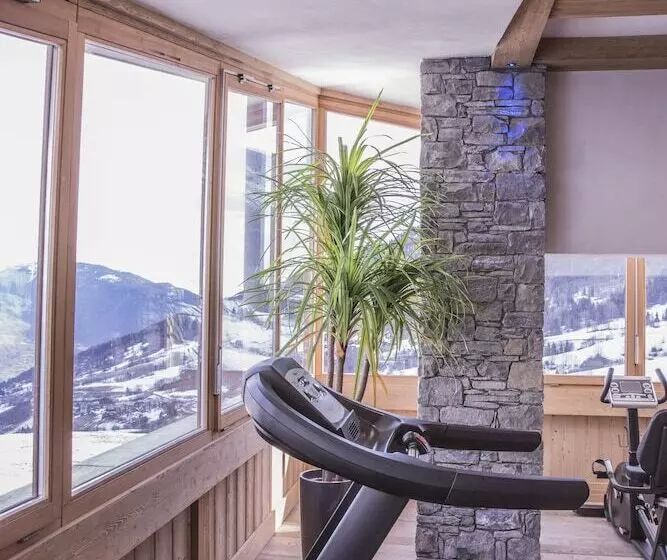ホテル Cgh Résidence Boutique La Grange Aux Fées