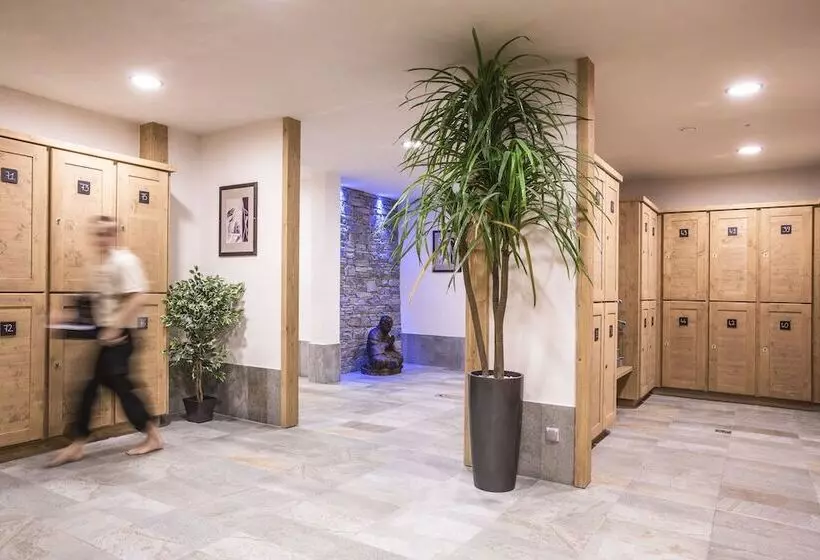 ホテル Cgh Résidence Boutique La Grange Aux Fées