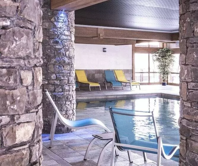 ホテル Cgh Résidence Boutique La Grange Aux Fées