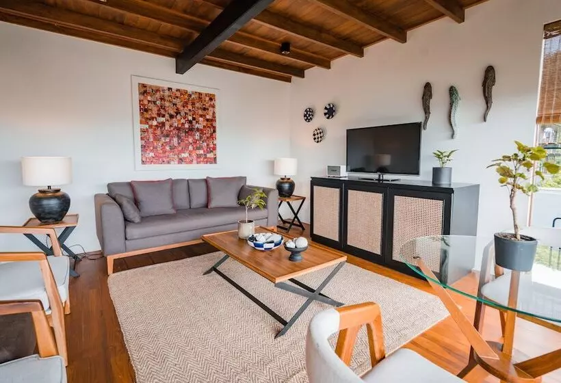 Hotelli Glenross Living