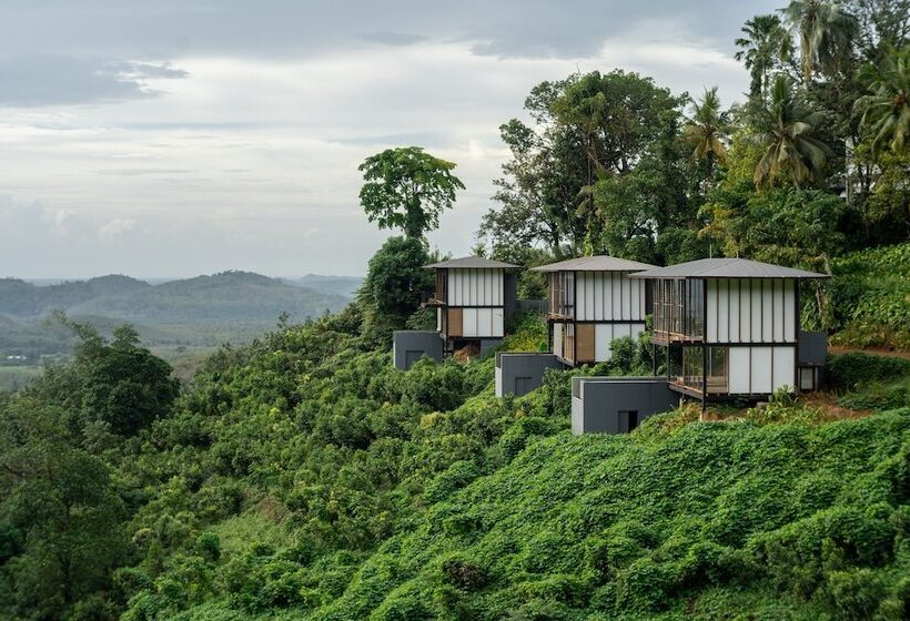 Отель Glenross Living