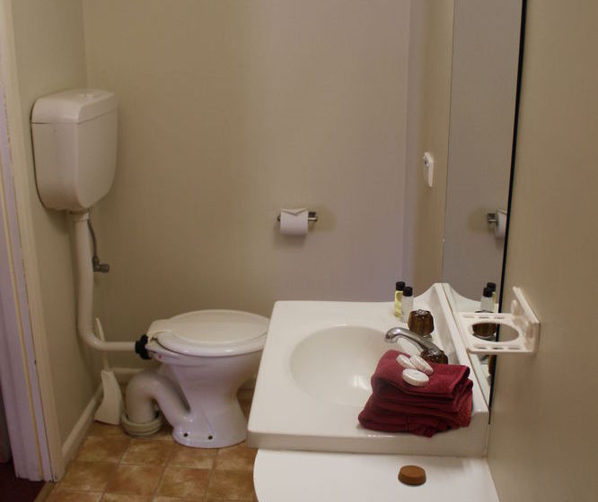 فندق Little Desert Nature Lodge