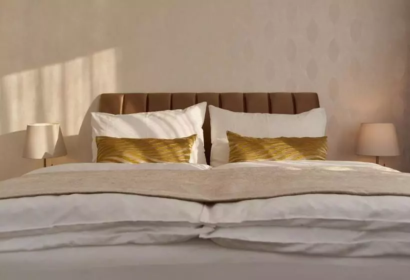 Hotel Privilege