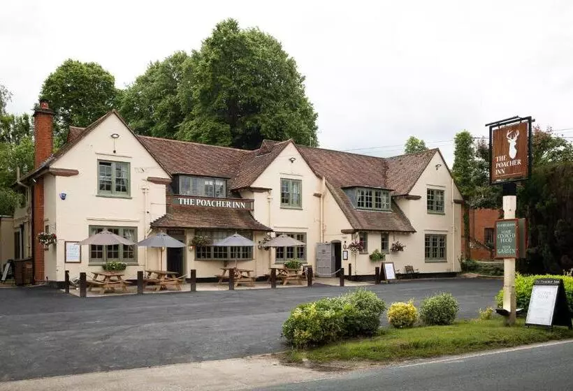 ホテル The Poacher Inn