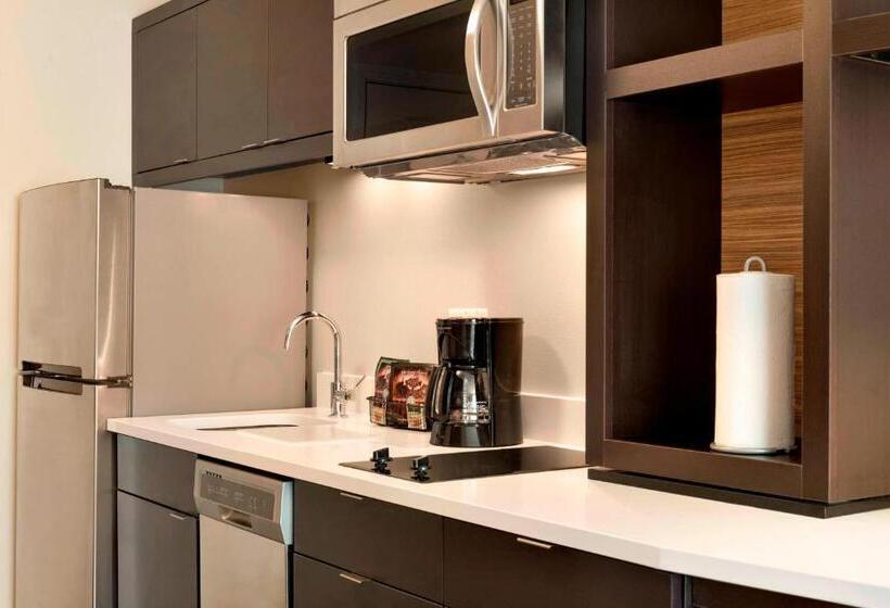 Отель Towneplace Suites By Marriott Pittsburgh Airport/robinson Township